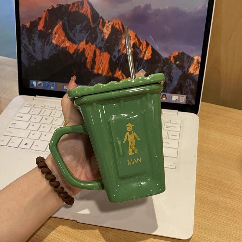 Toilet Water Cup