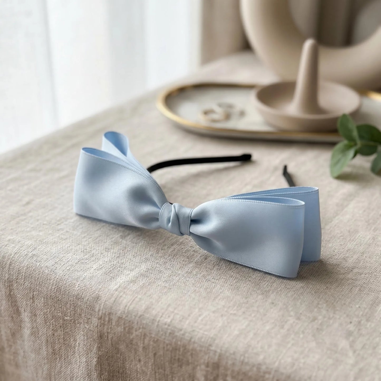 Elegant Double-Layer Satin Bow Headband – Perfect for Weddings & Parties